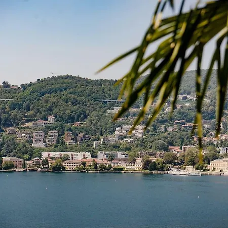 The Palms Lake - By House Of Travelers - Апартаменты Комо